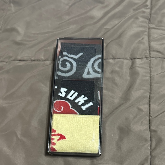 Bioworld Naruto Shippuden Black Crew Socks - 3 Pair Pack - Picture 2 of 4